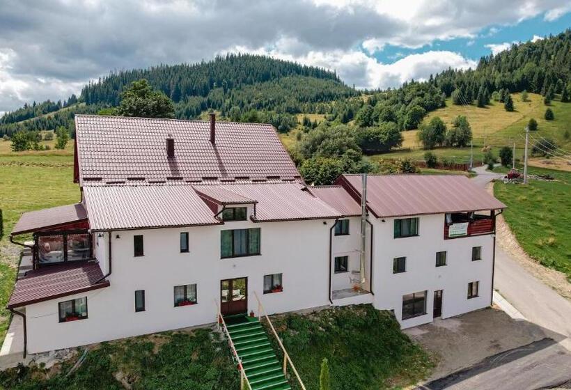 بنسيون Casa Perla Vlădesei