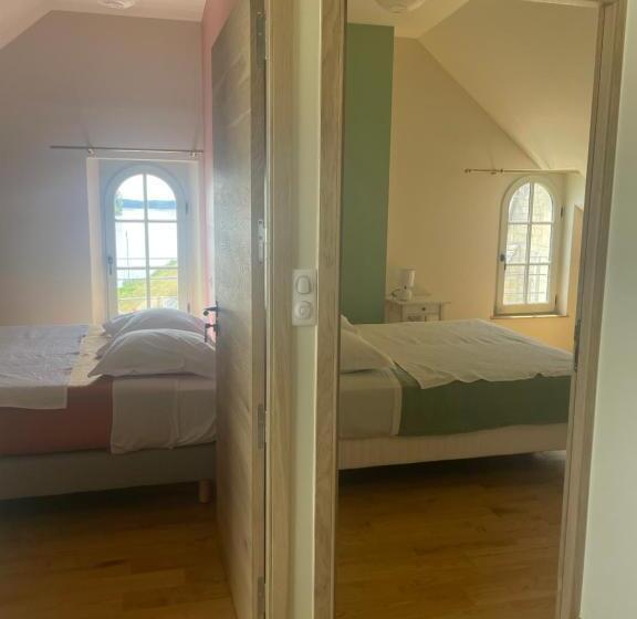 ペンション Chambres Privées Au Dessus Du Restaurant Nuances