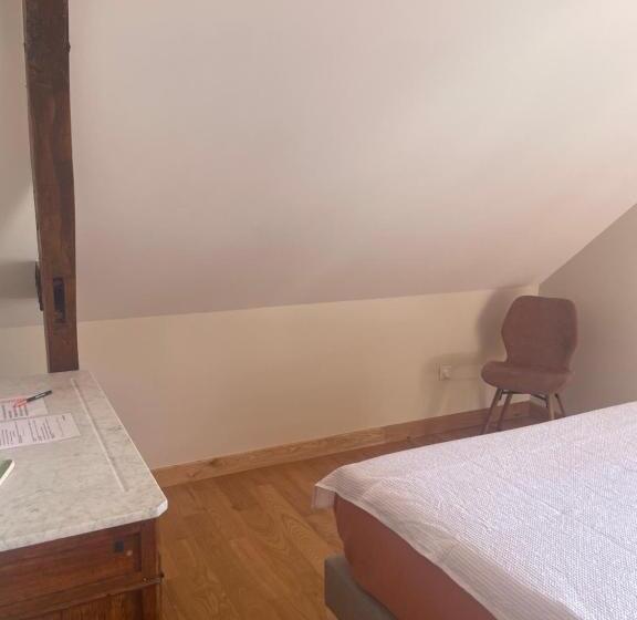 膳宿费 Chambres Privées Au Dessus Du Restaurant Nuances