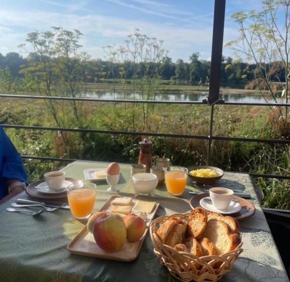 ペンション Chambres Privées Au Dessus Du Restaurant Nuances