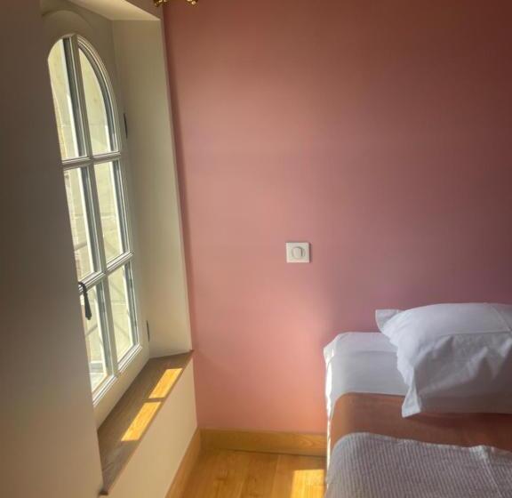 ペンション Chambres Privées Au Dessus Du Restaurant Nuances