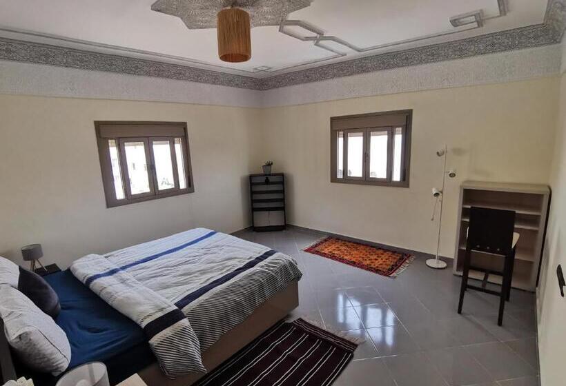 ペンション Chez Bilal