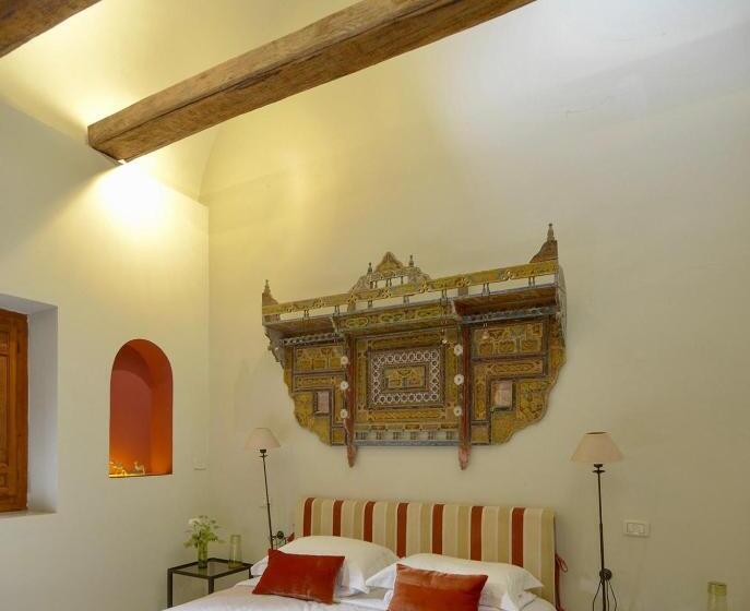 פנסיון Dar Tozria