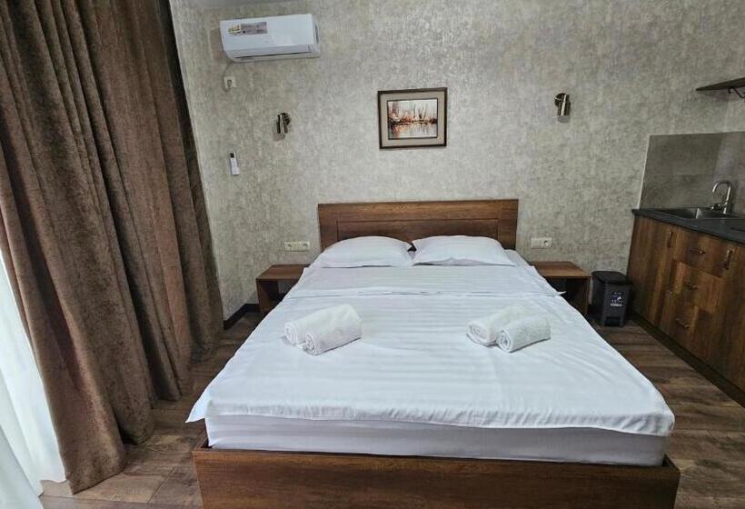 پانسیون Guesthouse Mtskheta K2 #1