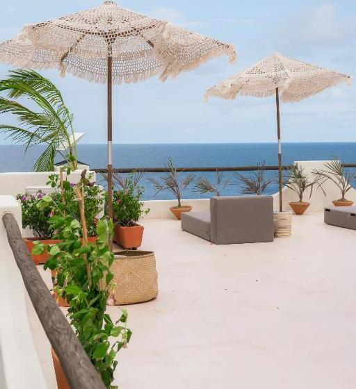 بنسيون Hostal Xeno