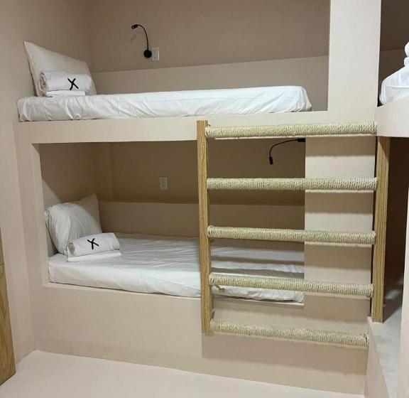 بنسيون Hostal Xeno