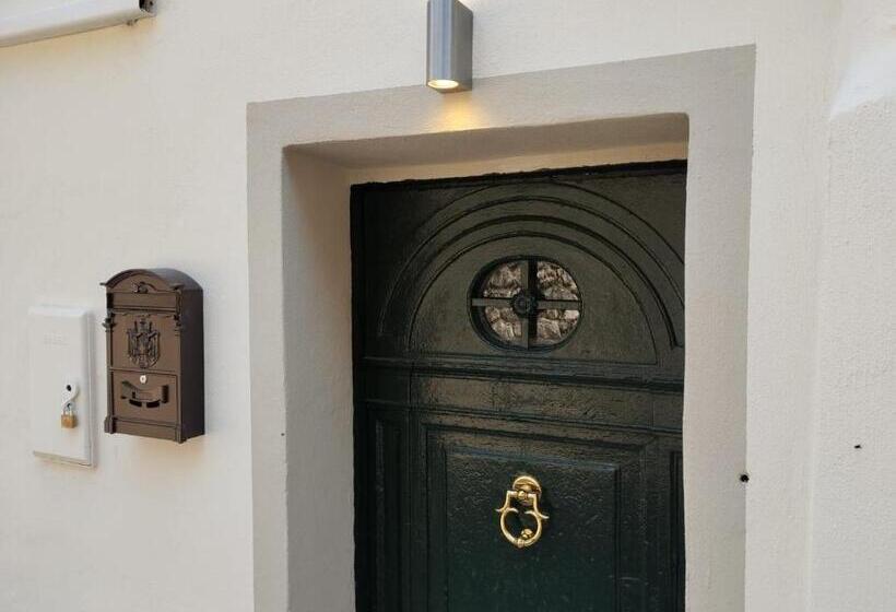 ペンション Kalon Brion House