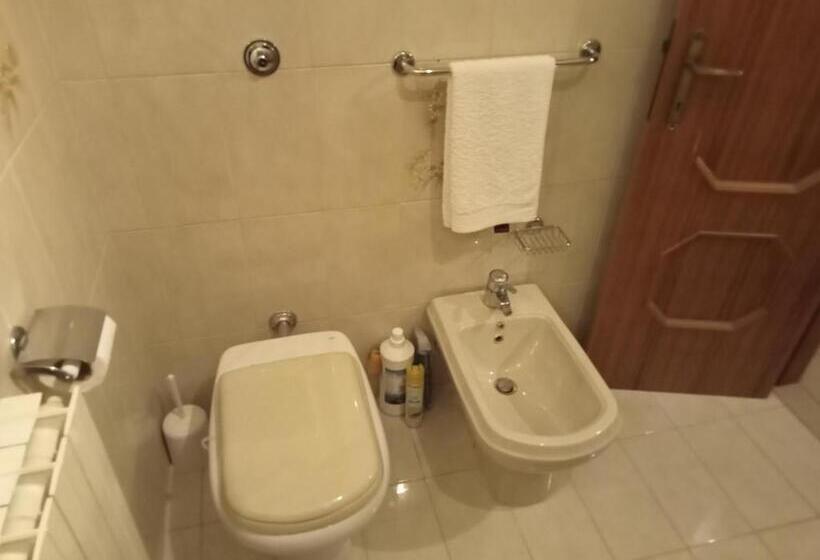 بنسيون La Casa Del Sole