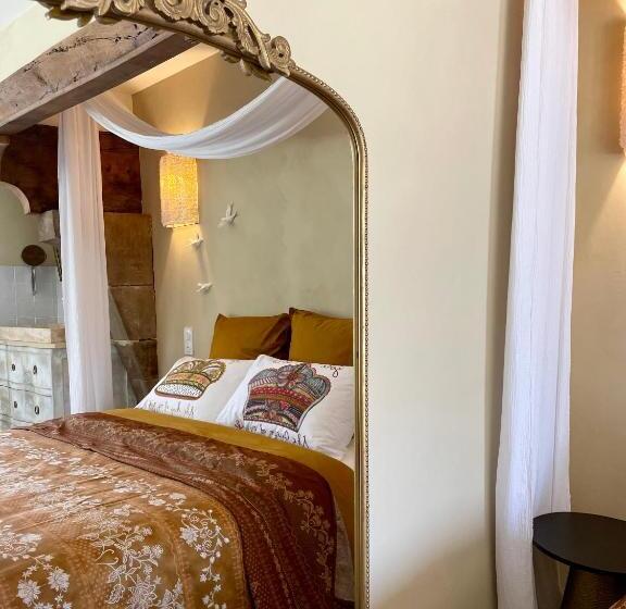 膳宿费 La Suite Drômoise 1809