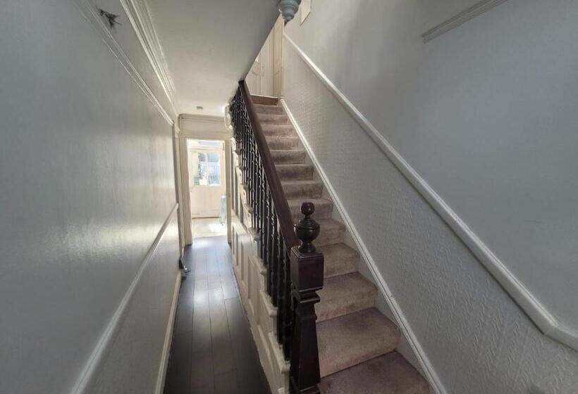 Пансион Locke & Quay Exclusive Rooms