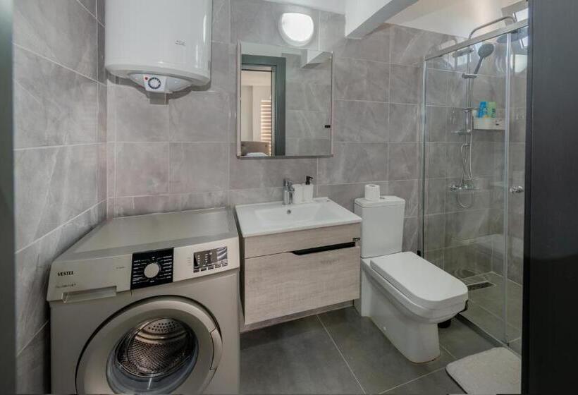 بنسيون Nicosia Suites