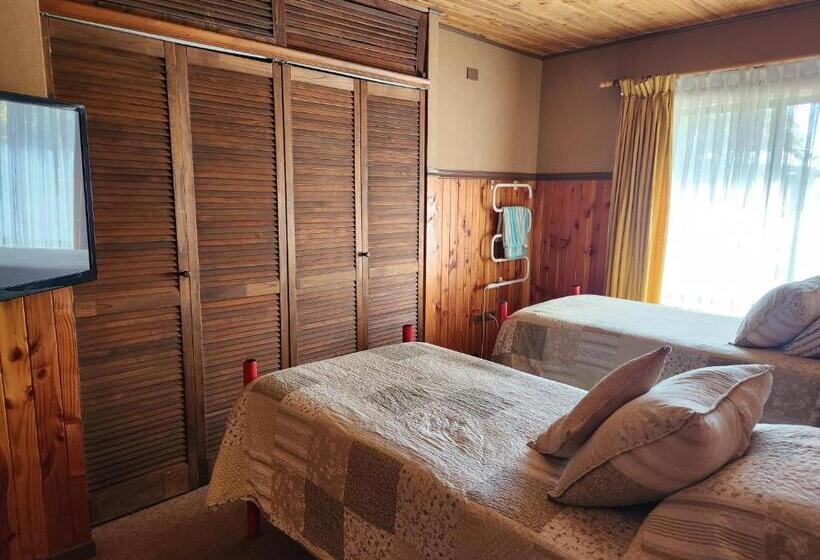 פנסיון Rohdis Navarro Spa