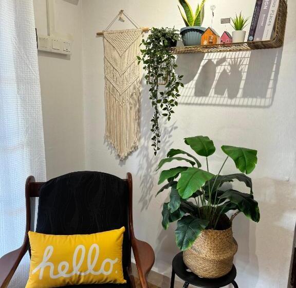 膳宿费 Rumah Jambu Manis Netflix,free Wifi, 3 Minutes To Kuala Berang