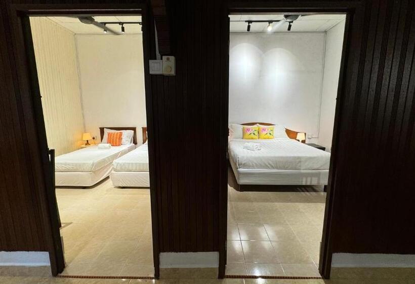 بنسيون Rumah Jambu Manis Netflix,free Wifi, 3 Minutes To Kuala Berang