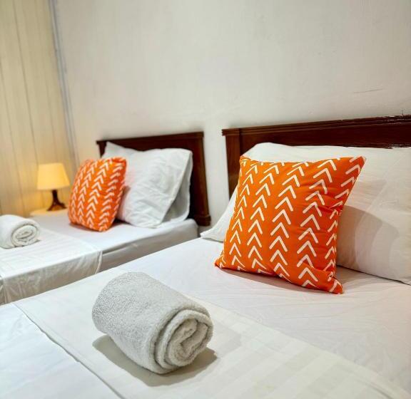 膳宿费 Rumah Jambu Manis Netflix,free Wifi, 3 Minutes To Kuala Berang