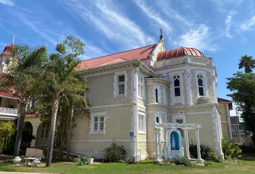 פנסיון St Luke S Retreat Centre And Guest House