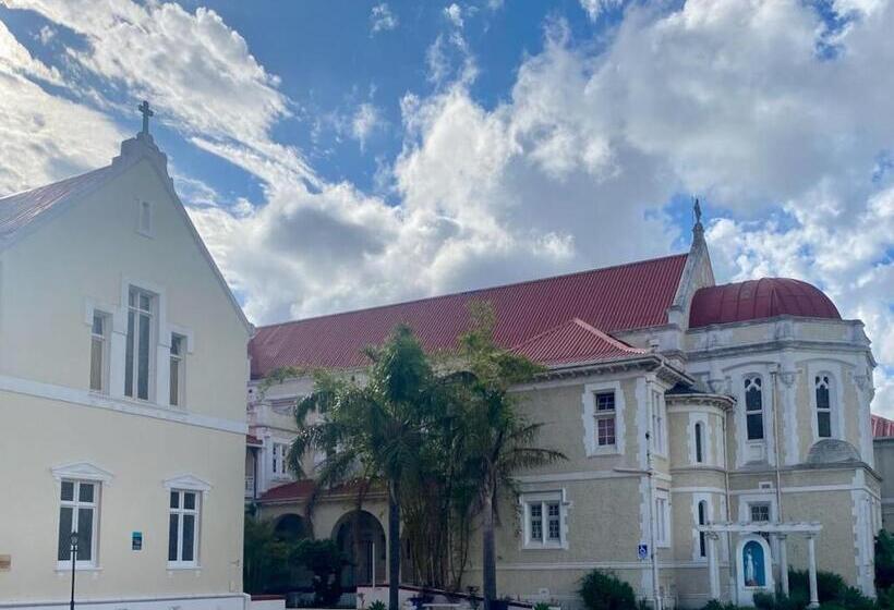 פנסיון St Luke S Retreat Centre And Guest House