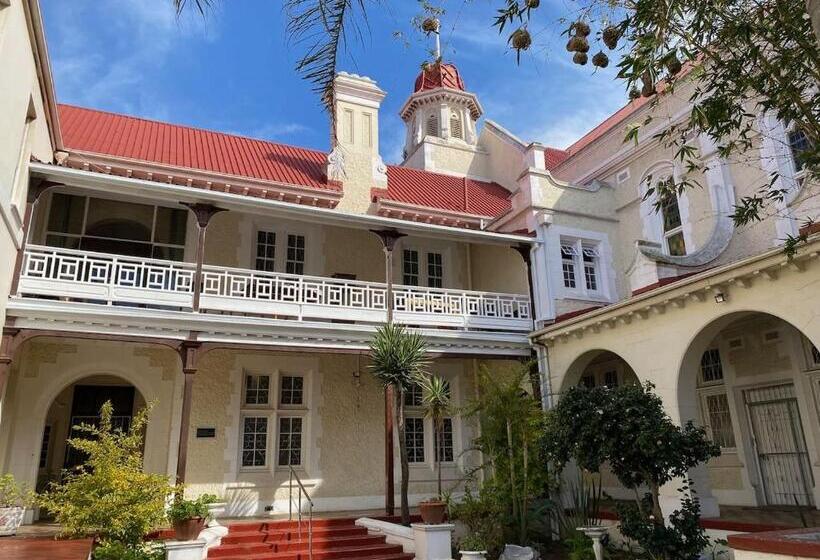 פנסיון St Luke S Retreat Centre And Guest House