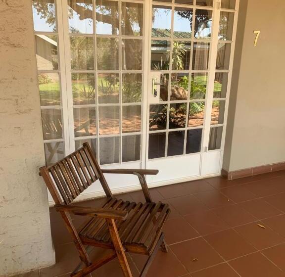 بنسيون The Guest House