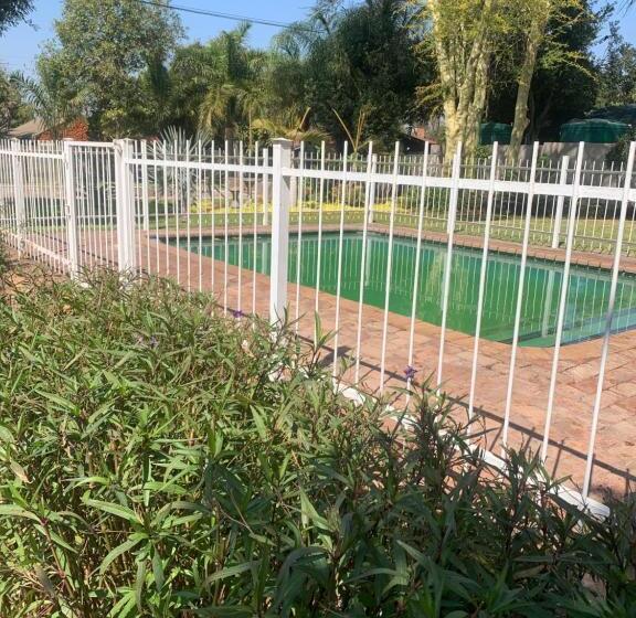 بنسيون The Guest House