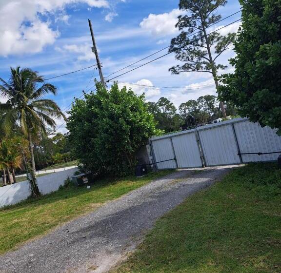 بنسيون The Natural Garden