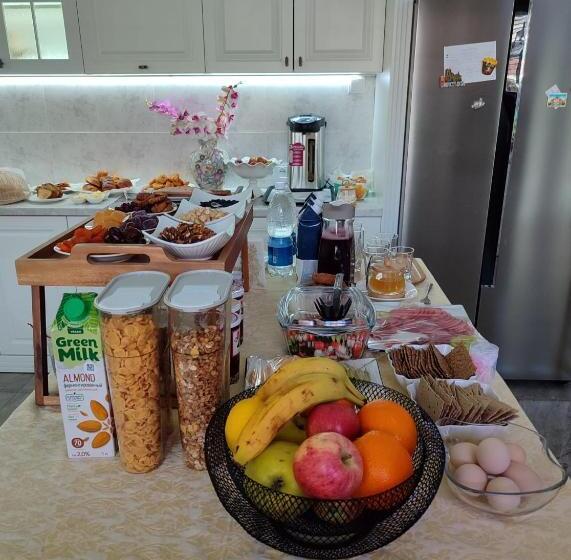 پانسیون The Oldman House