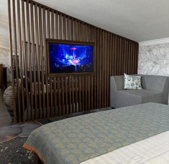 پانسیون The Oldman House