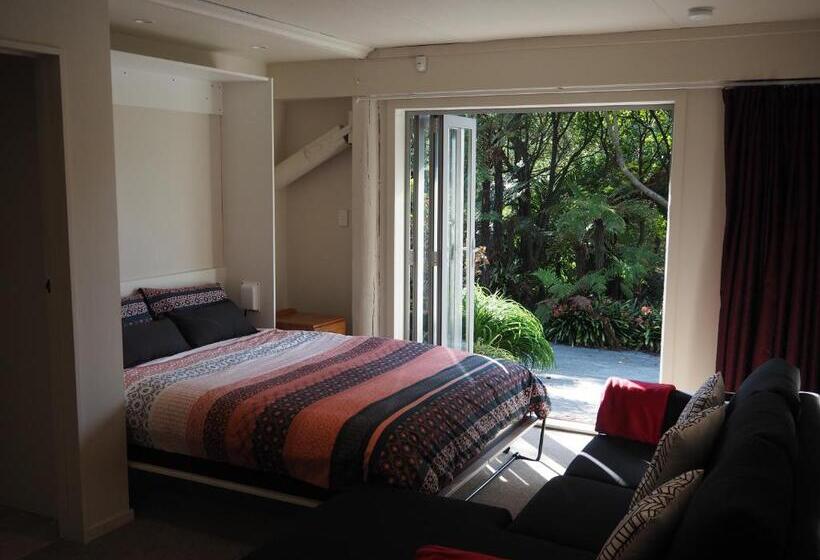 膳宿费 Uniqueness