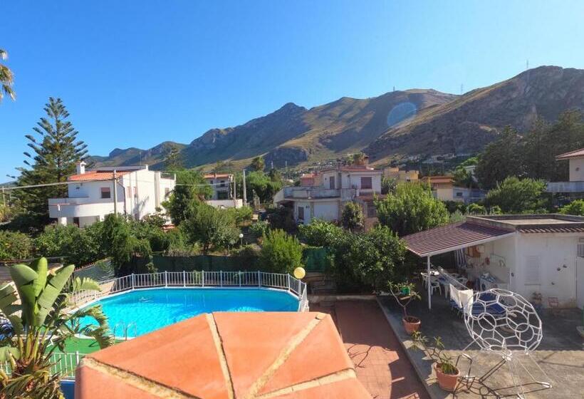 פנסיון Villa Esperide