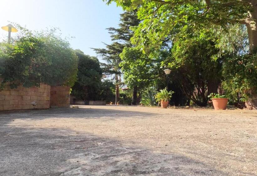 פנסיון Villa Esperide