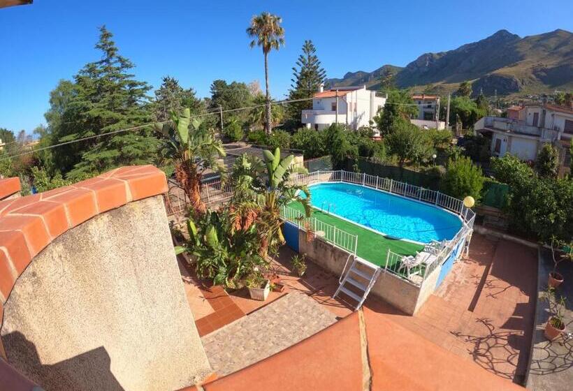 פנסיון Villa Esperide