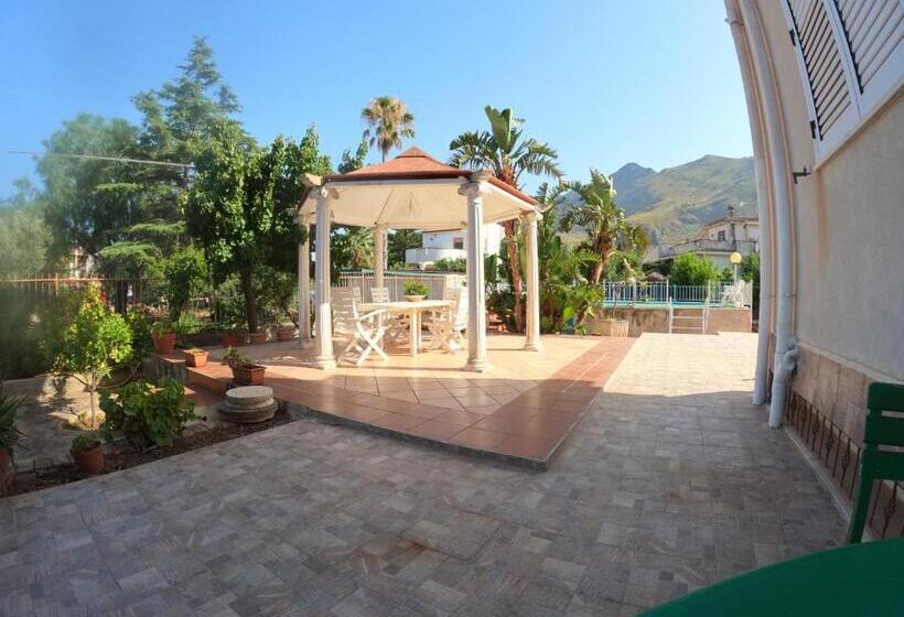 פנסיון Villa Esperide