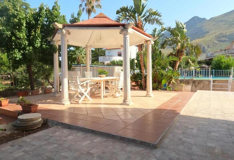 פנסיון Villa Esperide