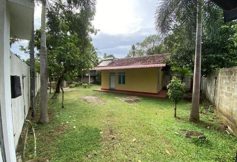 リゾートホテル Nimsri Villa By Prazzventures