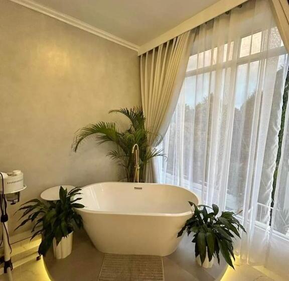 Scenery Resort & Spa