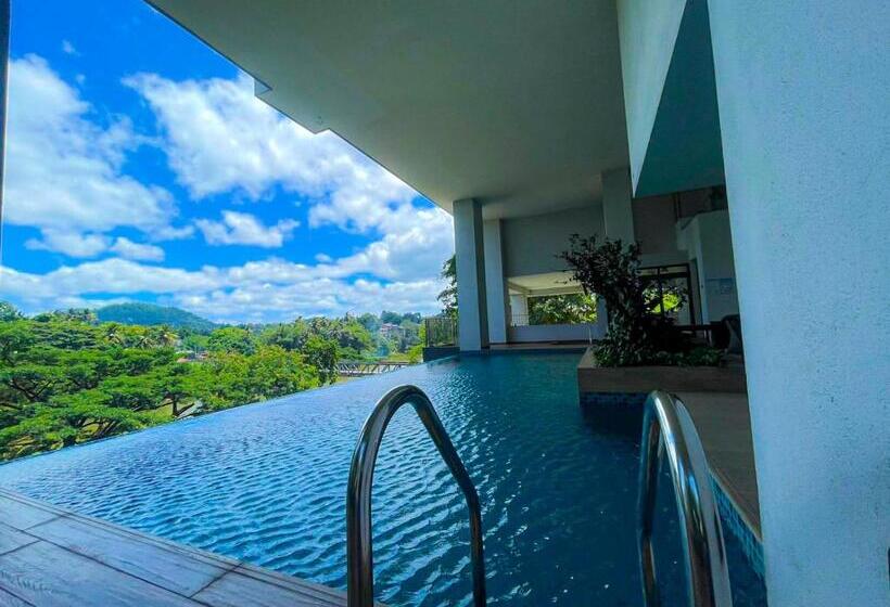 Sea And Mountain Collections