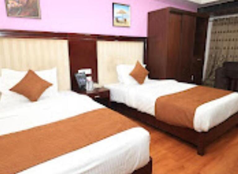 Sn Blu Hotel Panchvati Ahmedabad