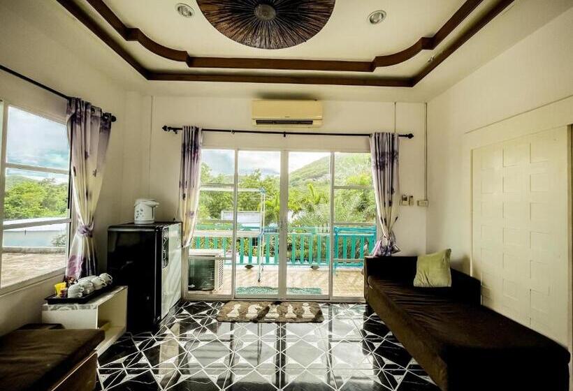The Light House Resort   Kohlarn เดอะไลท์เฮ้าส์รีสอร์ท เกาะล้าน