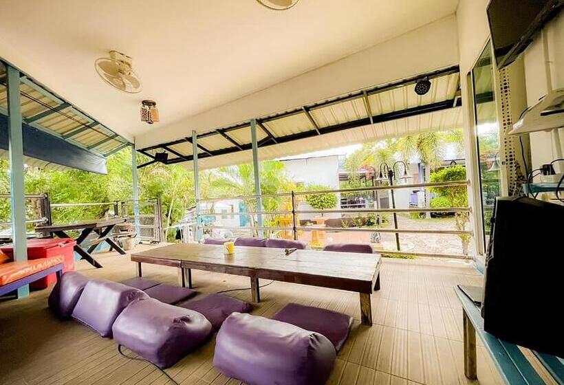 The Light House Resort   Kohlarn เดอะไลท์เฮ้าส์รีสอร์ท เกาะล้าน
