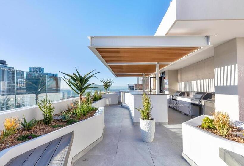 Urban Luxury At The Rubik