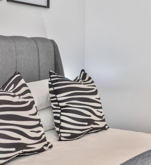 Urban Luxury At The Rubik