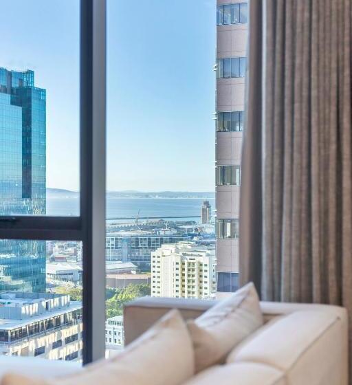 Urban Luxury At The Rubik