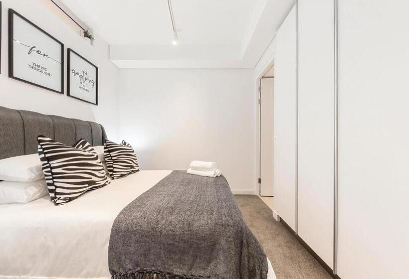 Urban Luxury At The Rubik