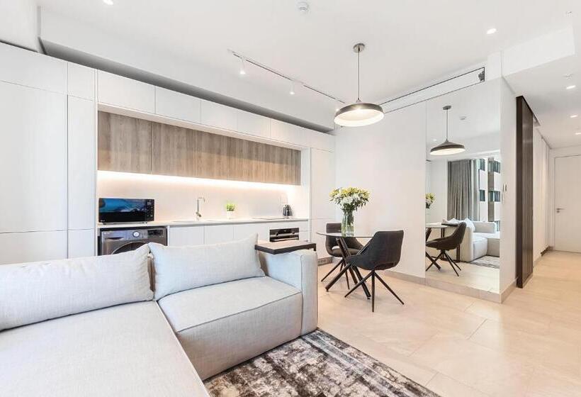 Urban Luxury At The Rubik