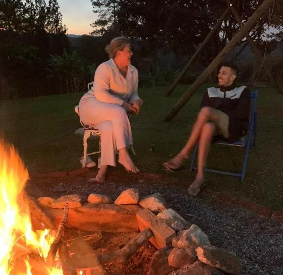 ユースホステル Chacara Portal Jardim   Pousada Anaju