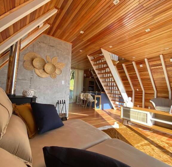 تختخواب و صبحانه Cabana Snowflake Urubici