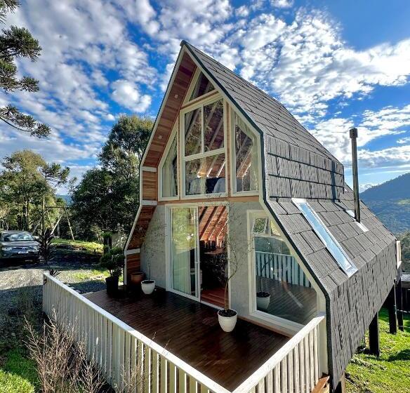 تختخواب و صبحانه Cabana Snowflake Urubici