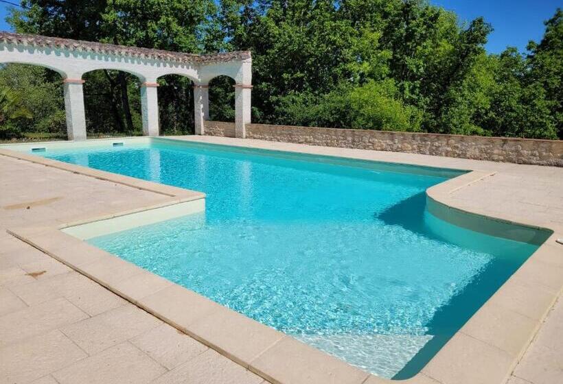 Bed and Breakfast Chez Berger, Ruime 2 Persoonskamer Met Kingsize Bed