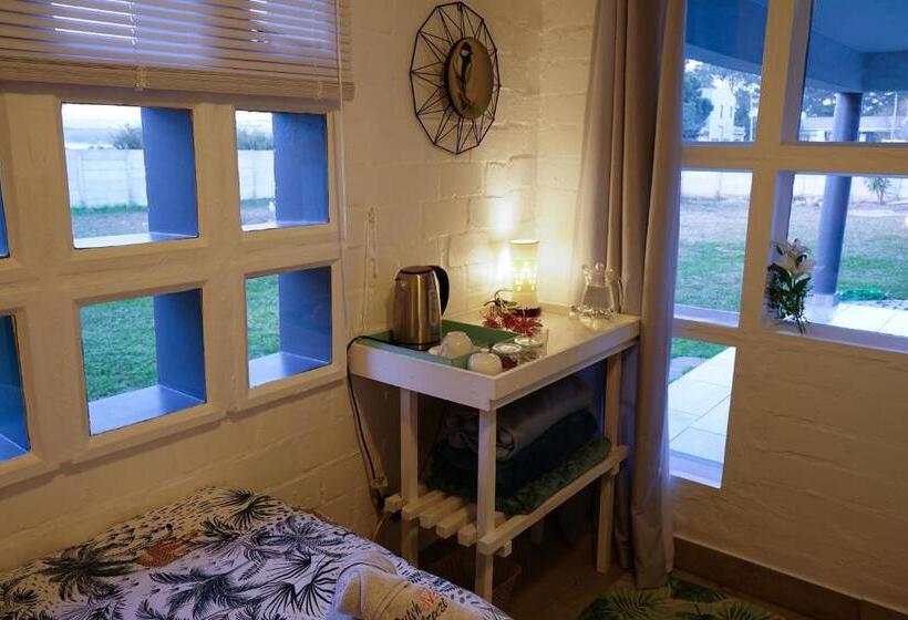 مبيت وإفطار Dutch African Breeze