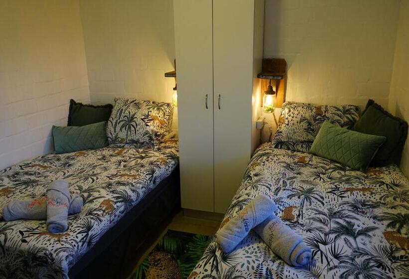 مبيت وإفطار Dutch African Breeze